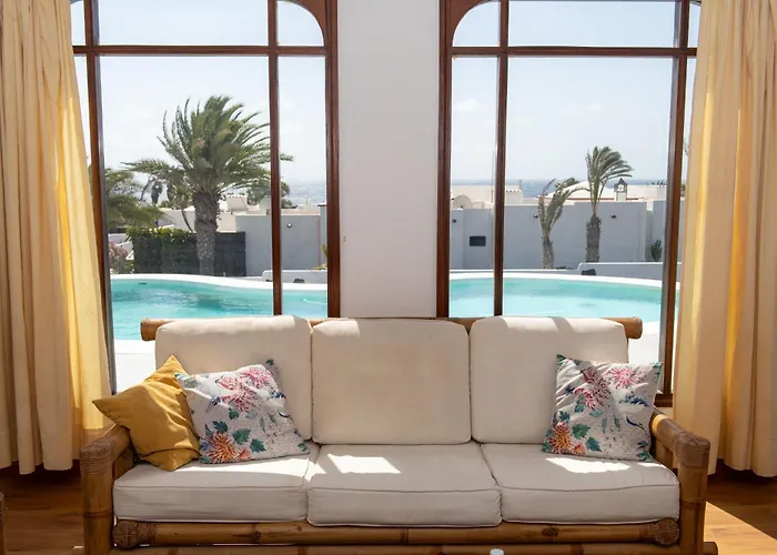 Blanca Nudist Place 查德尔帕罗奥