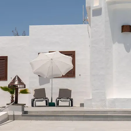 Blanca Nudist Place 아파트 *