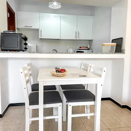 아파트 Blanca Nudist Place *