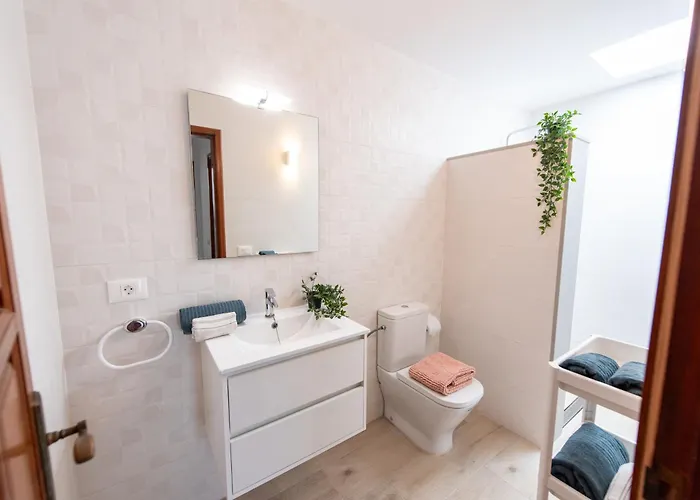 Blanca Nudist Place *